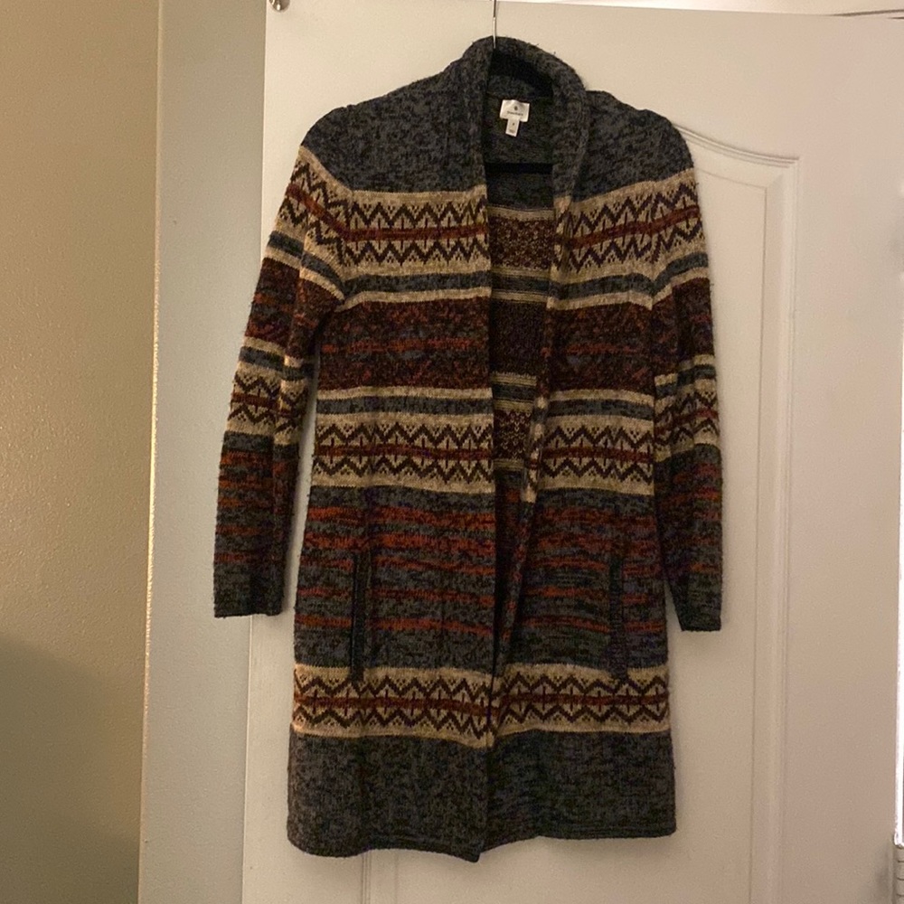 Cardigan with beautiful patterns